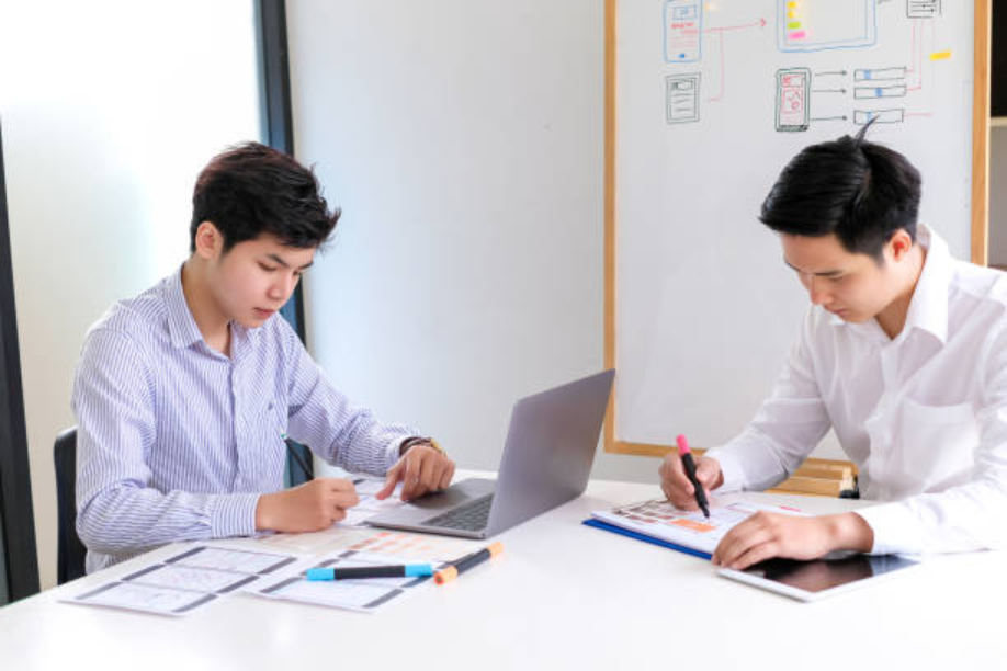 Revo Studio | Social Media Content Creation Services: How Agencies Drive Engagement